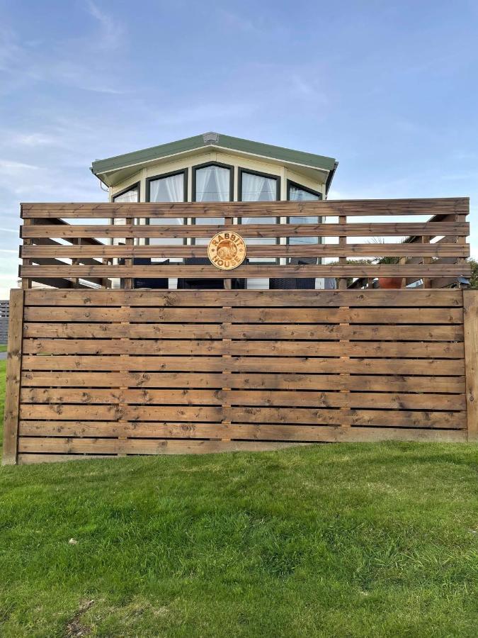 Caravan Rabbit House No 81 At Three Lochs Holiday Park Newton Stewart Exterior photo