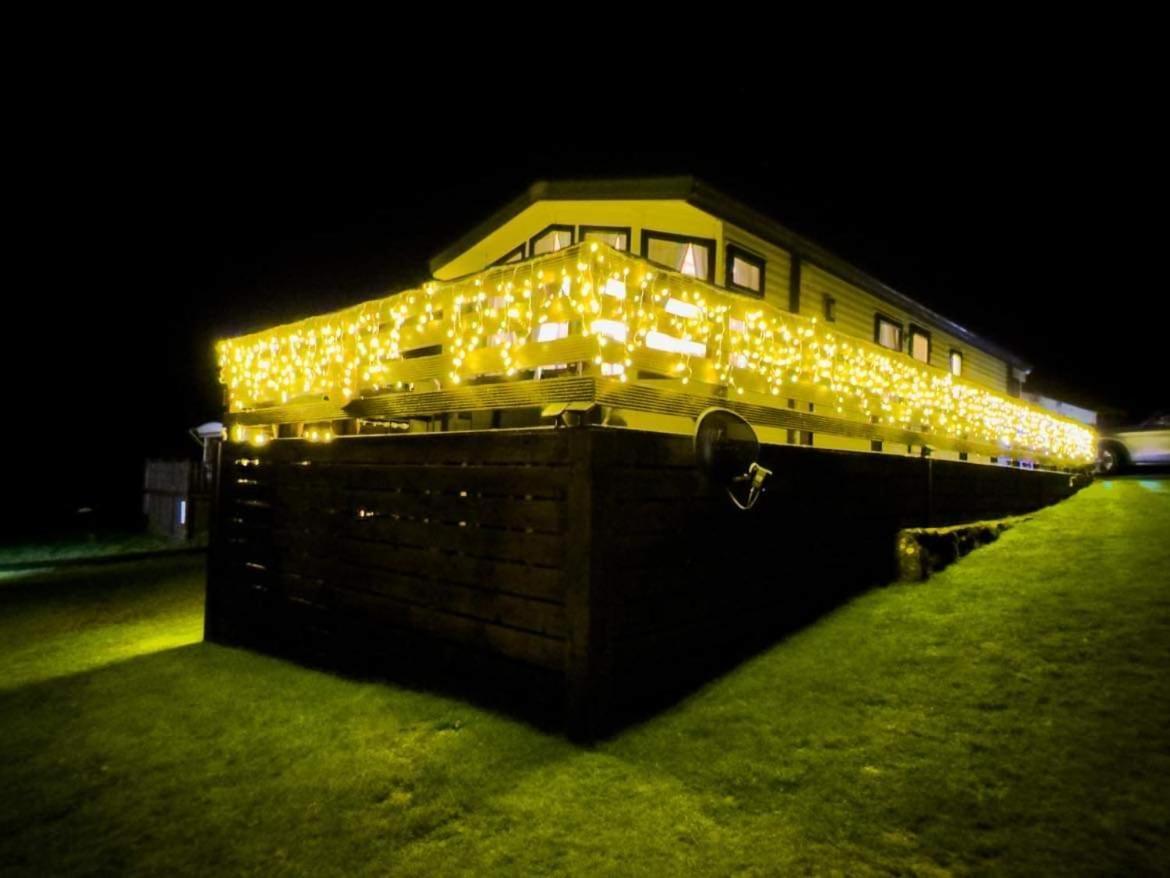 Caravan Rabbit House No 81 At Three Lochs Holiday Park Newton Stewart Exterior photo